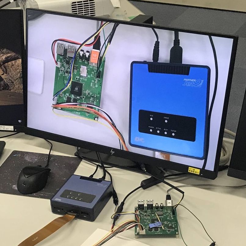 E0181で使用する実習機材の画像